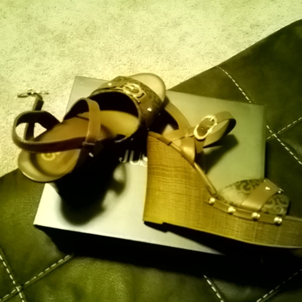 Women shoes